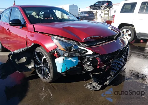 2024 Nissan Altima Sr Fwd z USA, uszkodzony, nr VIN 1N4BL4CV9RN303640